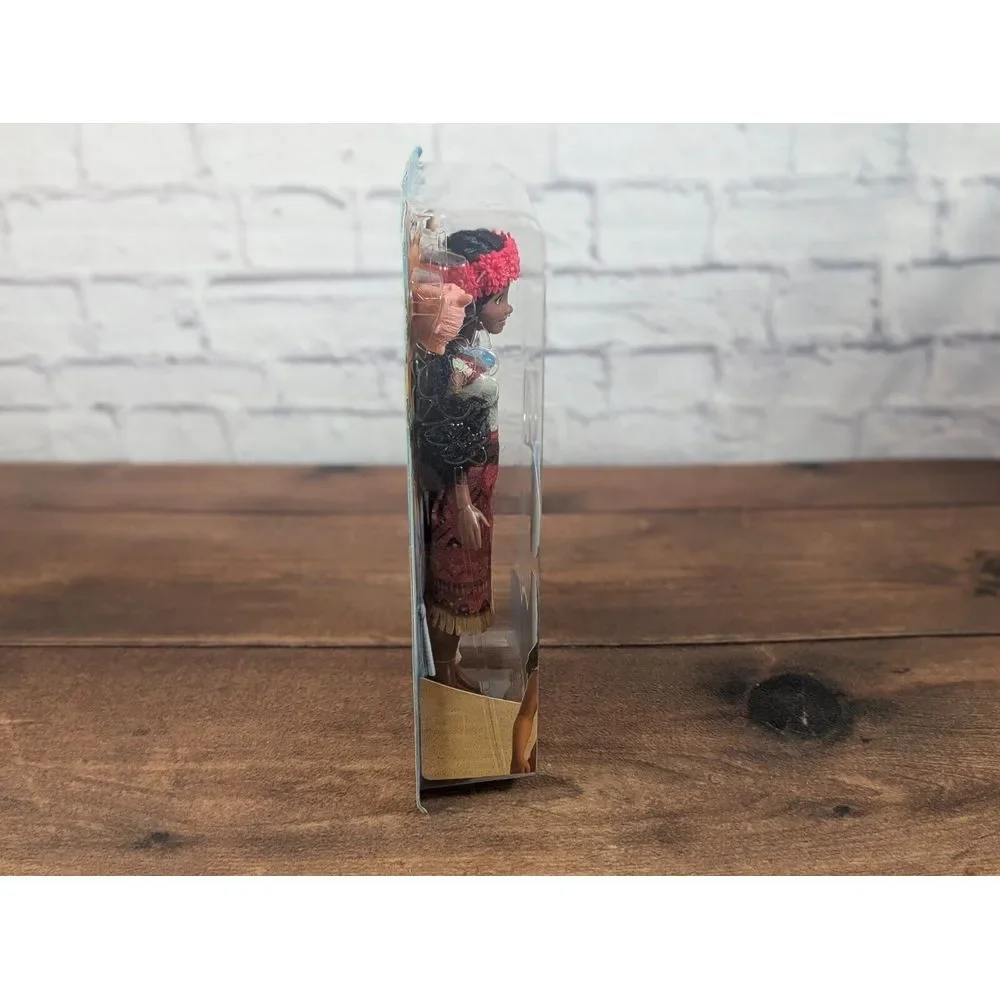 Disney Moana‎ 2 Singing Adventure Moana Doll with Signature Outfit & Accessories